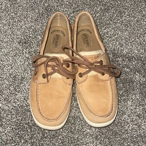 Sperry size 6 woman shoes tan
